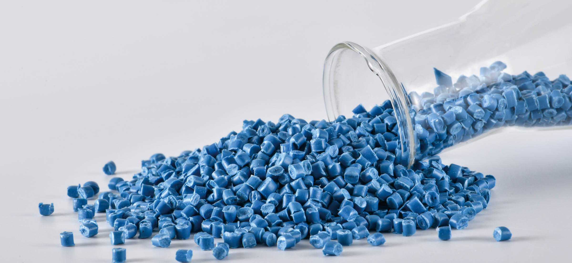 We design and manufacture superior PCR ABS/PC/PP materials, products and systems.